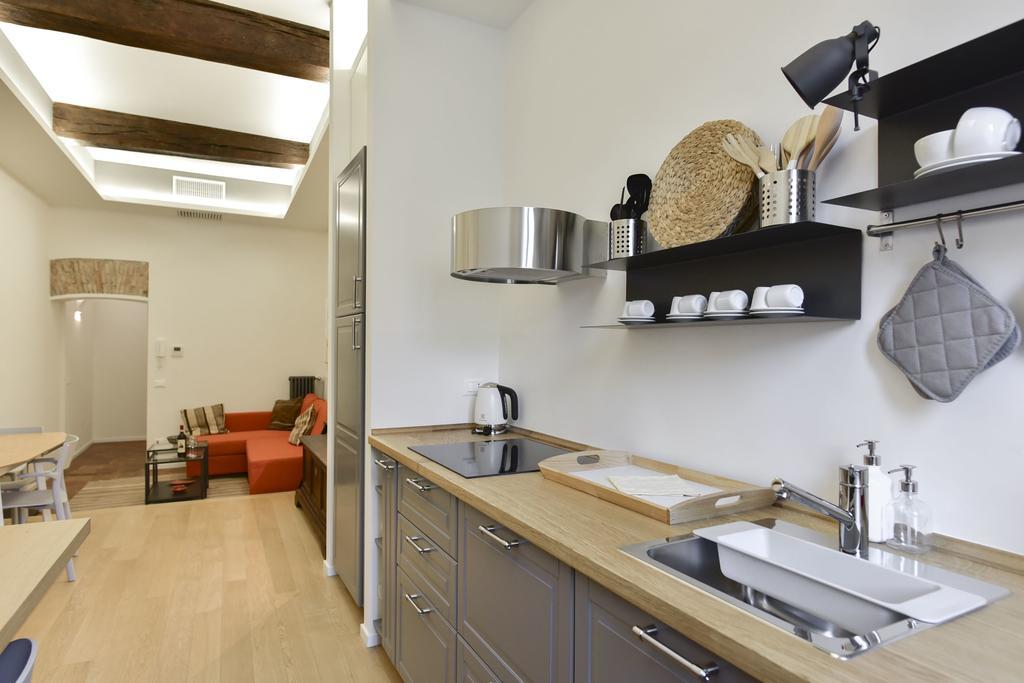 Campo De' Fiori Brand New Apartment Rome Exterior photo
